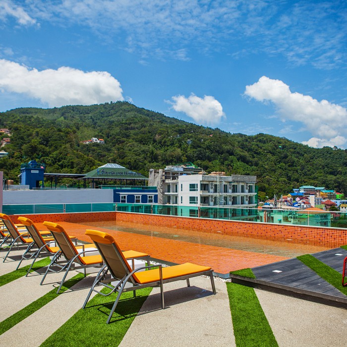 Rooftop Swimming Pool