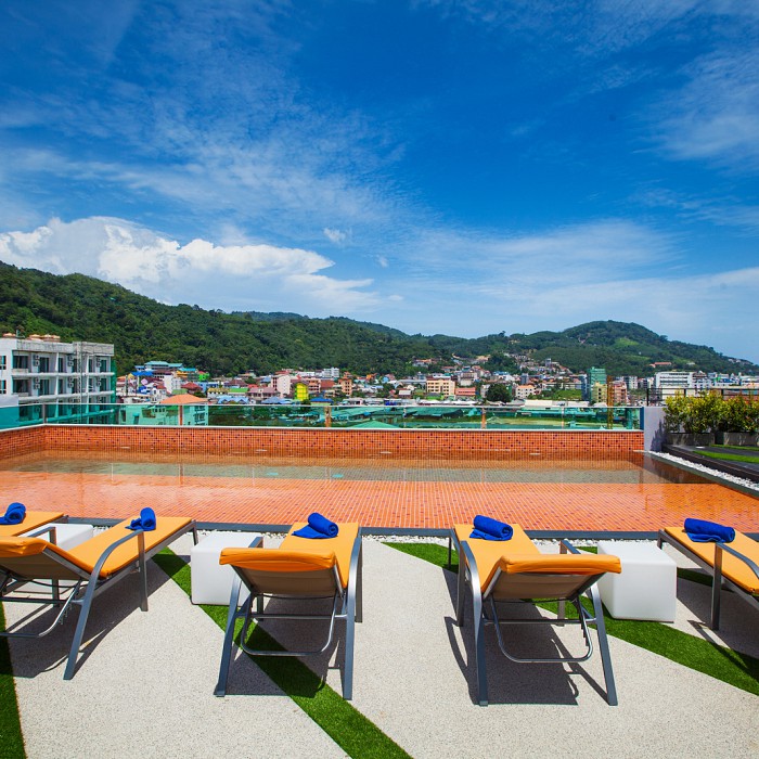 Rooftop Swimming Pool